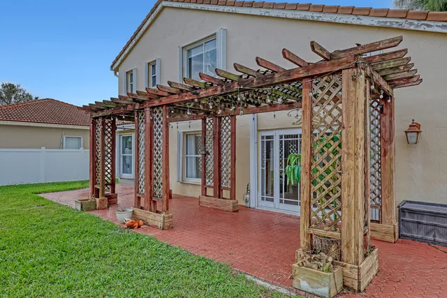 $3,600 | 5877 Las Colinas Circle, Lake Worth, FL 33463