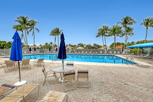 $3,600 | 5877 Las Colinas Circle, Lake Worth, FL 33463