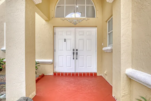 $3,600 | 5877 Las Colinas Circle, Lake Worth, FL 33463
