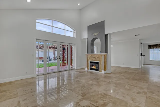 $3,600 | 5877 Las Colinas Circle, Lake Worth, FL 33463