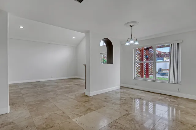 $3,600 | 5877 Las Colinas Circle, Lake Worth, FL 33463