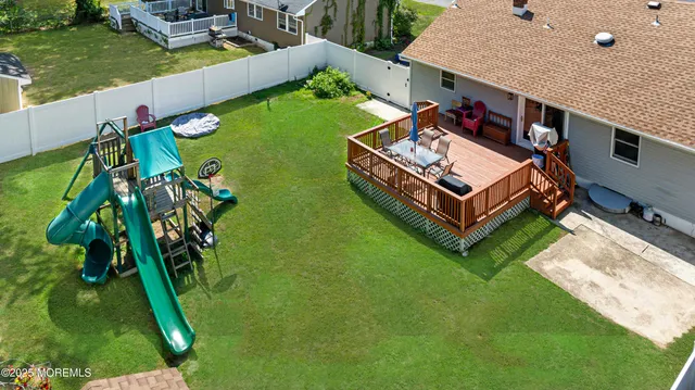 $610,000 | 573 Sumner Avenue, Belford, NJ 07718