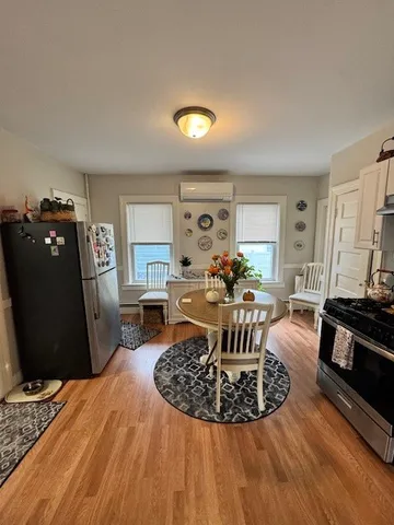 $2,400 | 20 10th Street, Unit 1, Providence, RI 02906