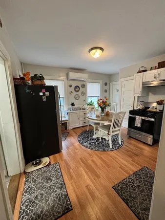 $2,400 | 20 10th Street, Unit 1, Providence, RI 02906