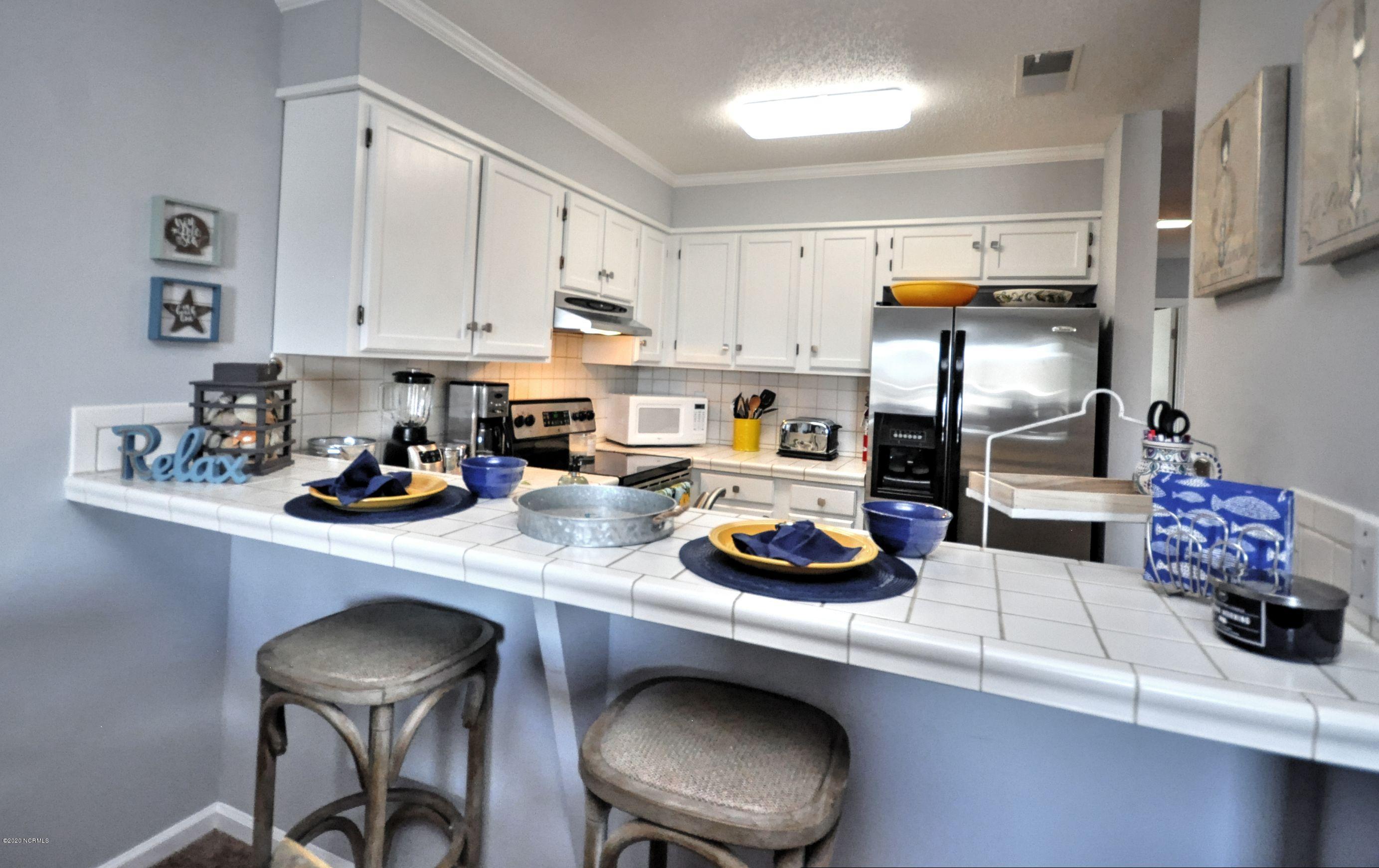 2 Seabrook Road, Unit B6 Ocean Isle Beach, NC 28469 - Photo 5 of 20 Kitchen3