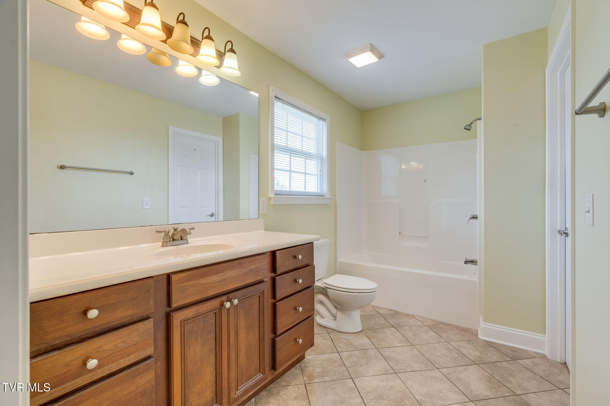 521 Ridgecrest Road Jonesborough, TN 37659 - Photo 9 of 28 014