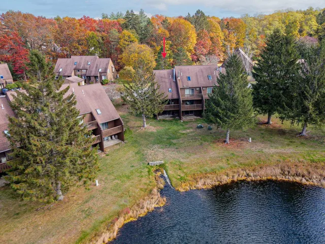 $349,900 | 40 Spring Cove Road, Unit 40, Nashua, NH 03062