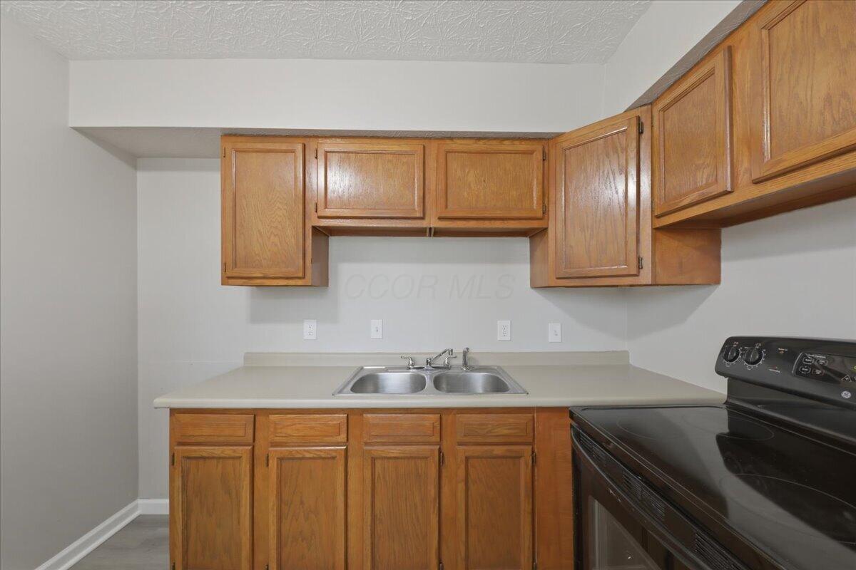 1928 Agler Road Columbus, OH 43224 - Photo 12 of 53 12-Kitchen 2E