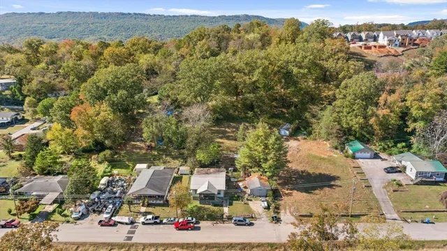 $225,000 | 1007 West Elmwood Drive, Chattanooga, TN 37405