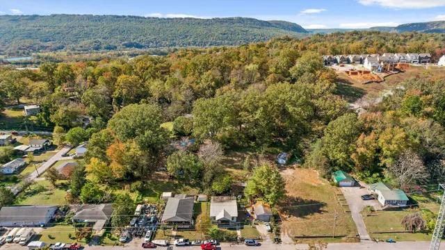 $225,000 | 1007 West Elmwood Drive, Chattanooga, TN 37405