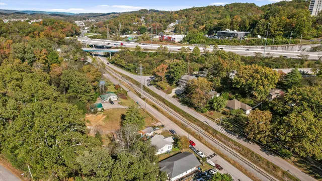 $225,000 | 1007 West Elmwood Drive, Chattanooga, TN 37405