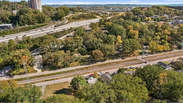 $225,000 | 1007 West Elmwood Drive, Chattanooga, TN 37405