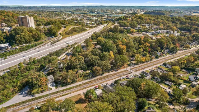 $225,000 | 1007 West Elmwood Drive, Chattanooga, TN 37405