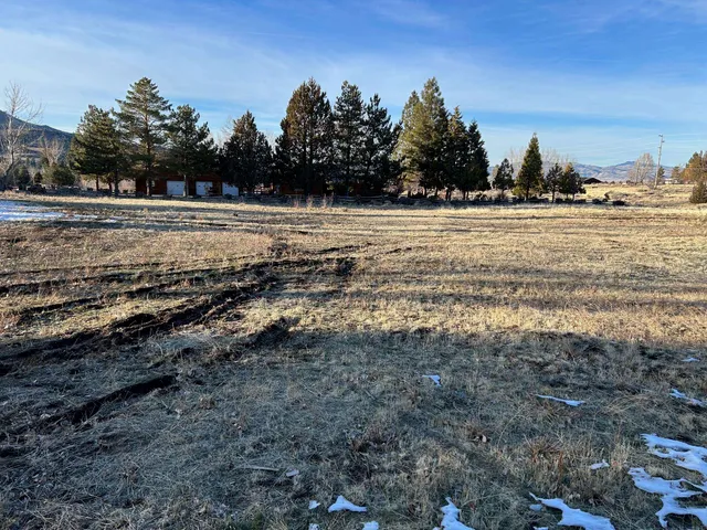 a view of a lake view