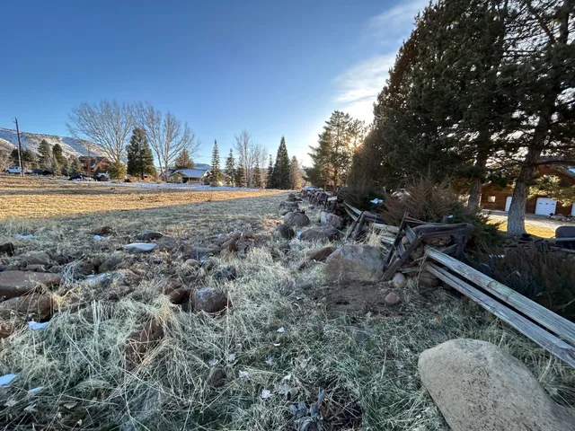 a view of outdoor space with city view