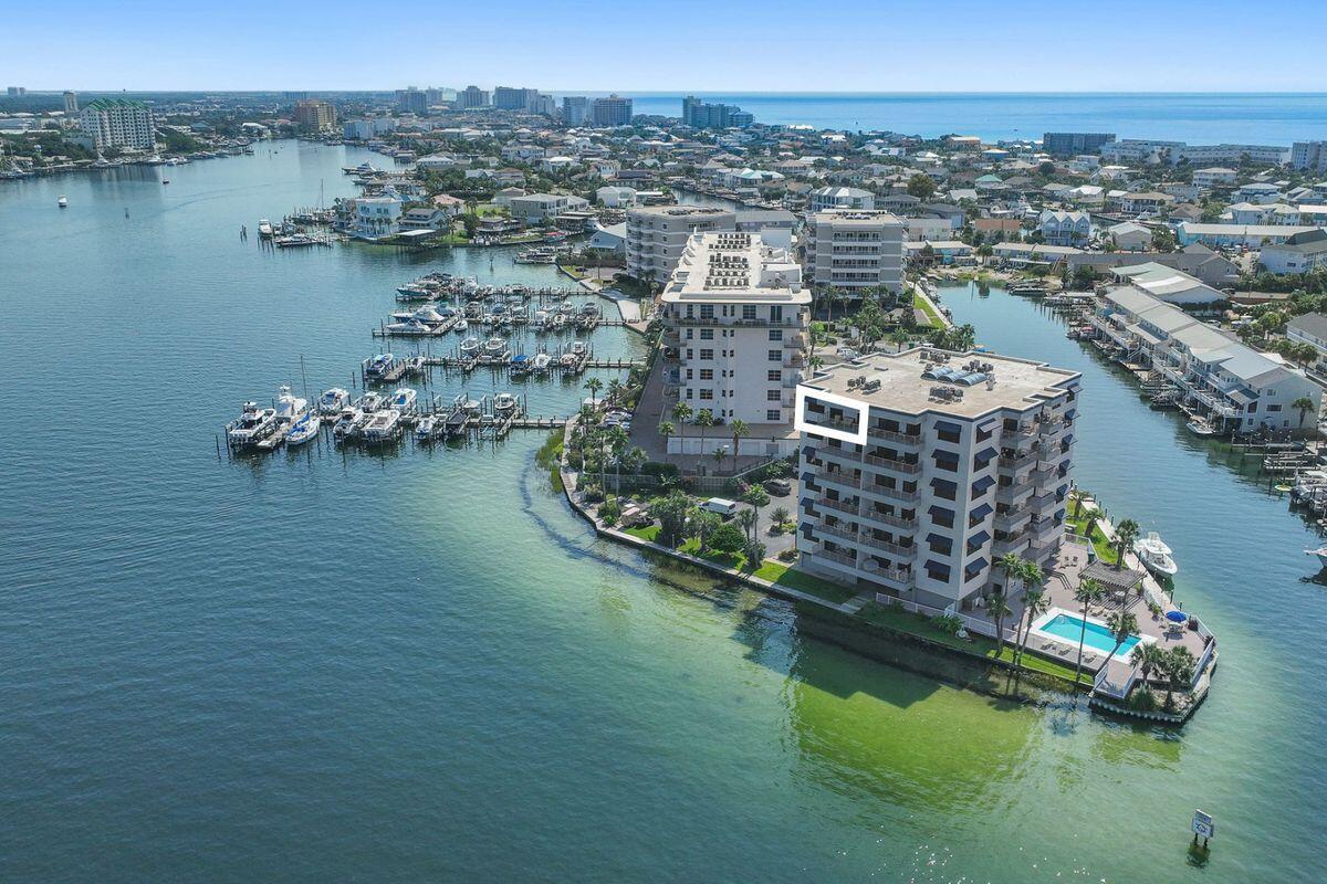 223 Durango Road, Unit 7D Destin, FL 32541 - Photo 14 of 58 Top Floor Harbor Facing