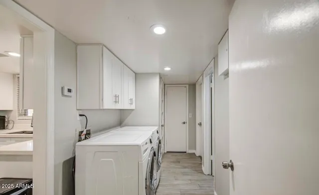 a view of utility room