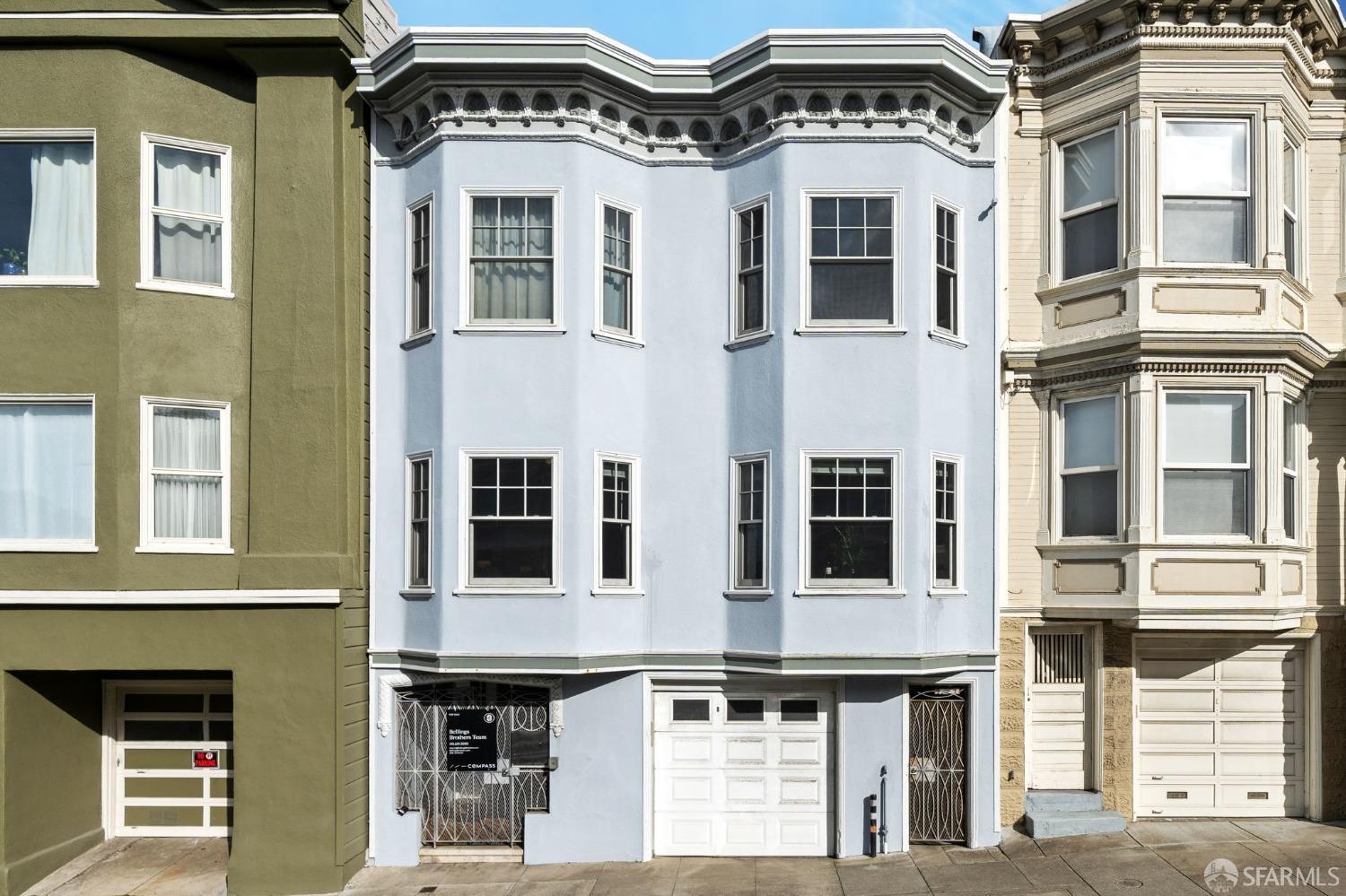 1310 5th Avenue, Unit 1 San Francisco, CA 94122 - Photo 20 of 31 a view of a building with a lot of windows