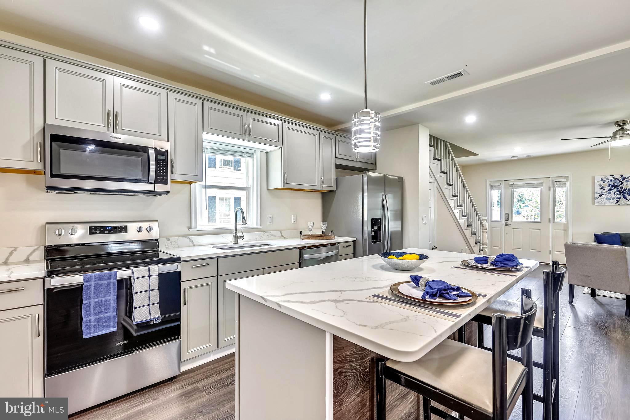 208 Maple Avenue Ridgely, MD 21660 - Photo 16 of 38 High-End Stainless Appliances