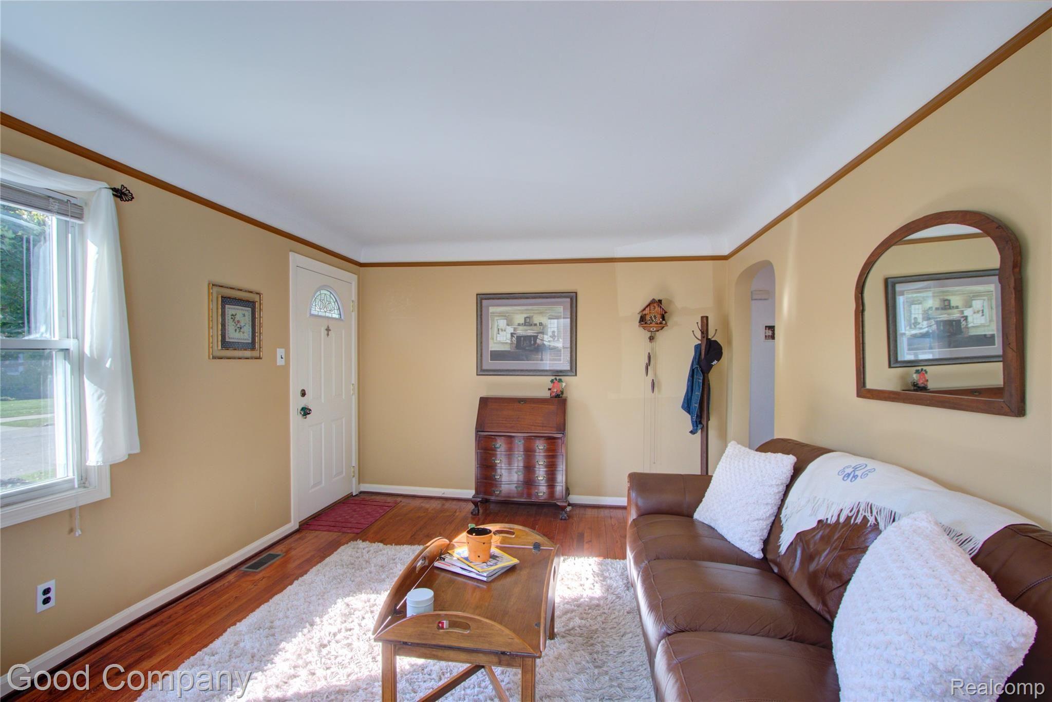1560 Eaton Rd. 5
