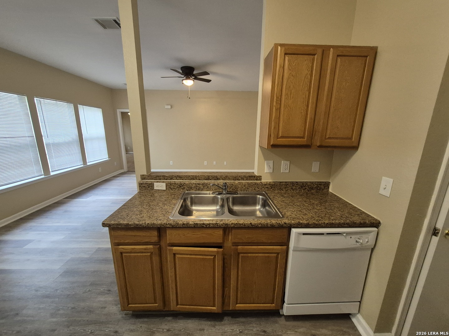 8806 Slumber Lane Converse, TX 78109 - Photo 36 of 39