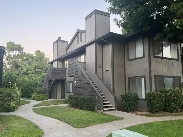 $130,000 | 1190 South Winery Avenue, Unit 108, Fresno, CA 93727