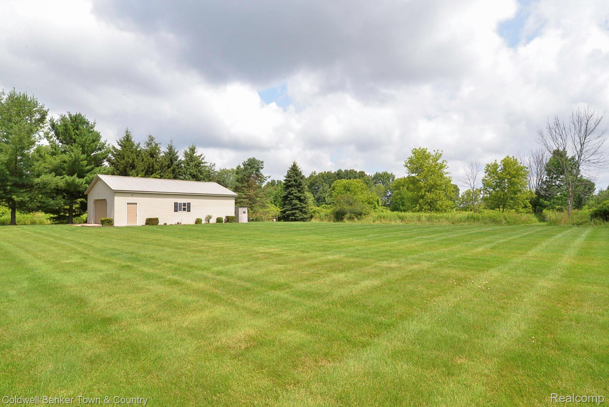 9253 Lehring Road Durand, MI 48429 - Photo 44 of 63 DSC_3808.jpg