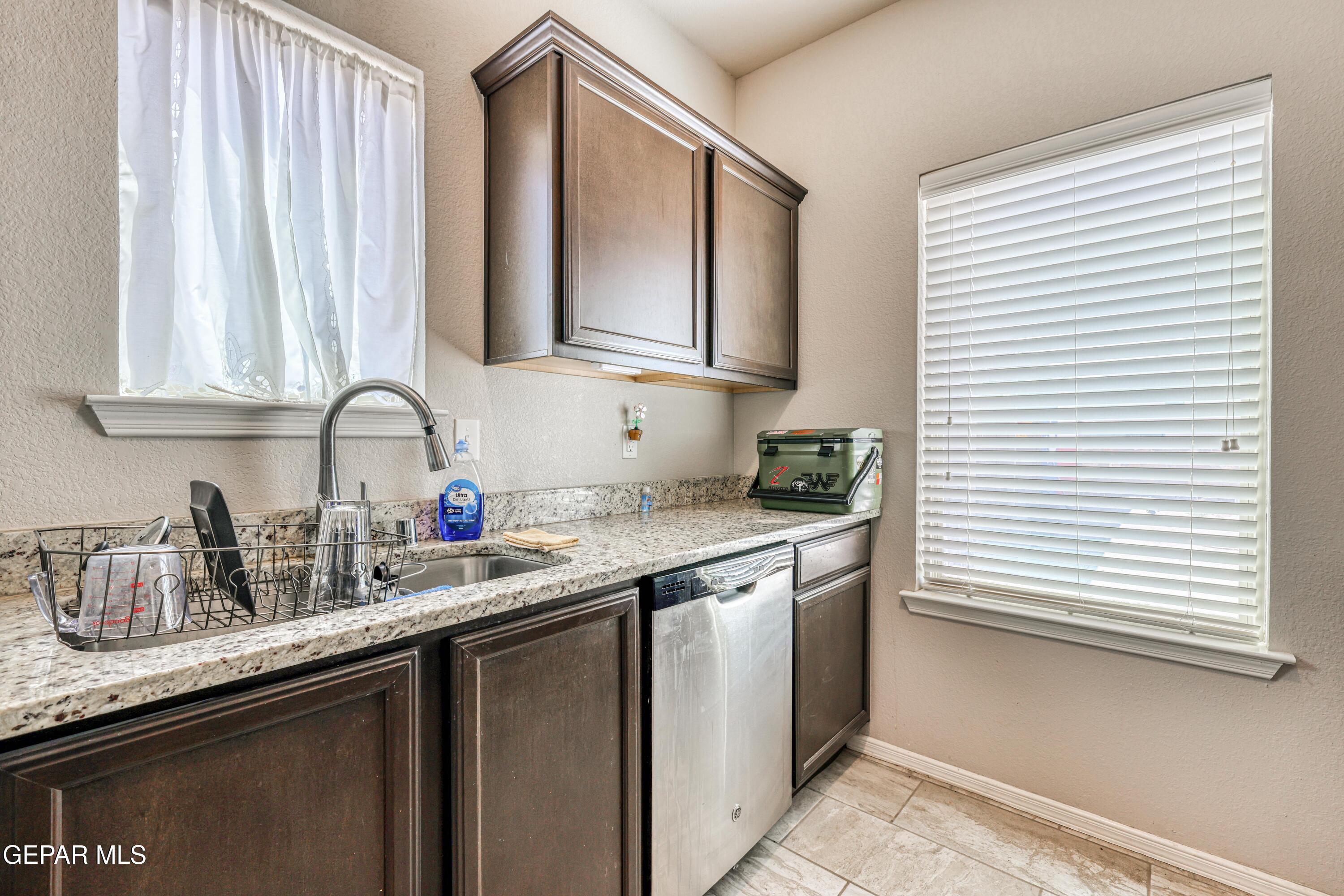 13502 Red River Road Clint, TX 79836 - Photo 12 of 25 362A0387_HDR