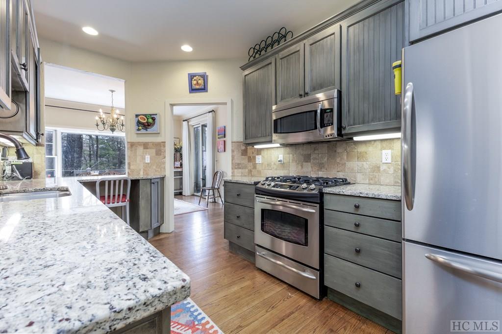 80 Upper Ridge Road Cashiers, NC 28717 - Photo 14 of 37 Gallery Image 14