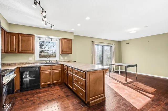 $295,000 | 155 Aspen Way, Carmel, IN 46032