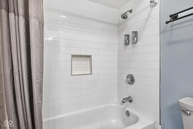 $295,000 | 155 Aspen Way, Carmel, IN 46032