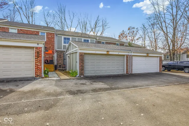 $295,000 | 155 Aspen Way, Carmel, IN 46032