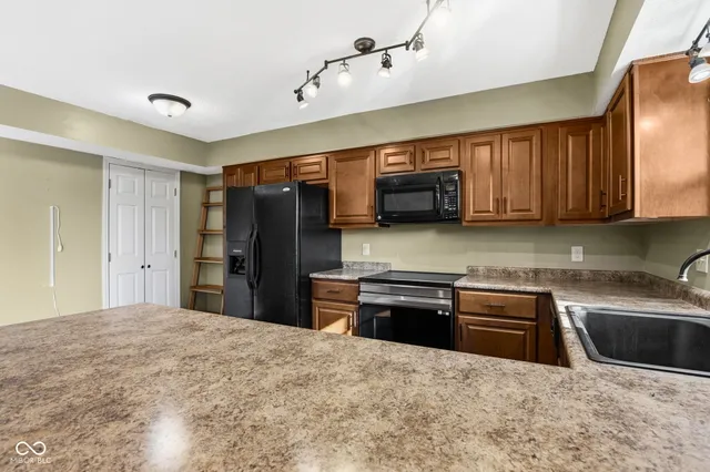 $295,000 | 155 Aspen Way, Carmel, IN 46032