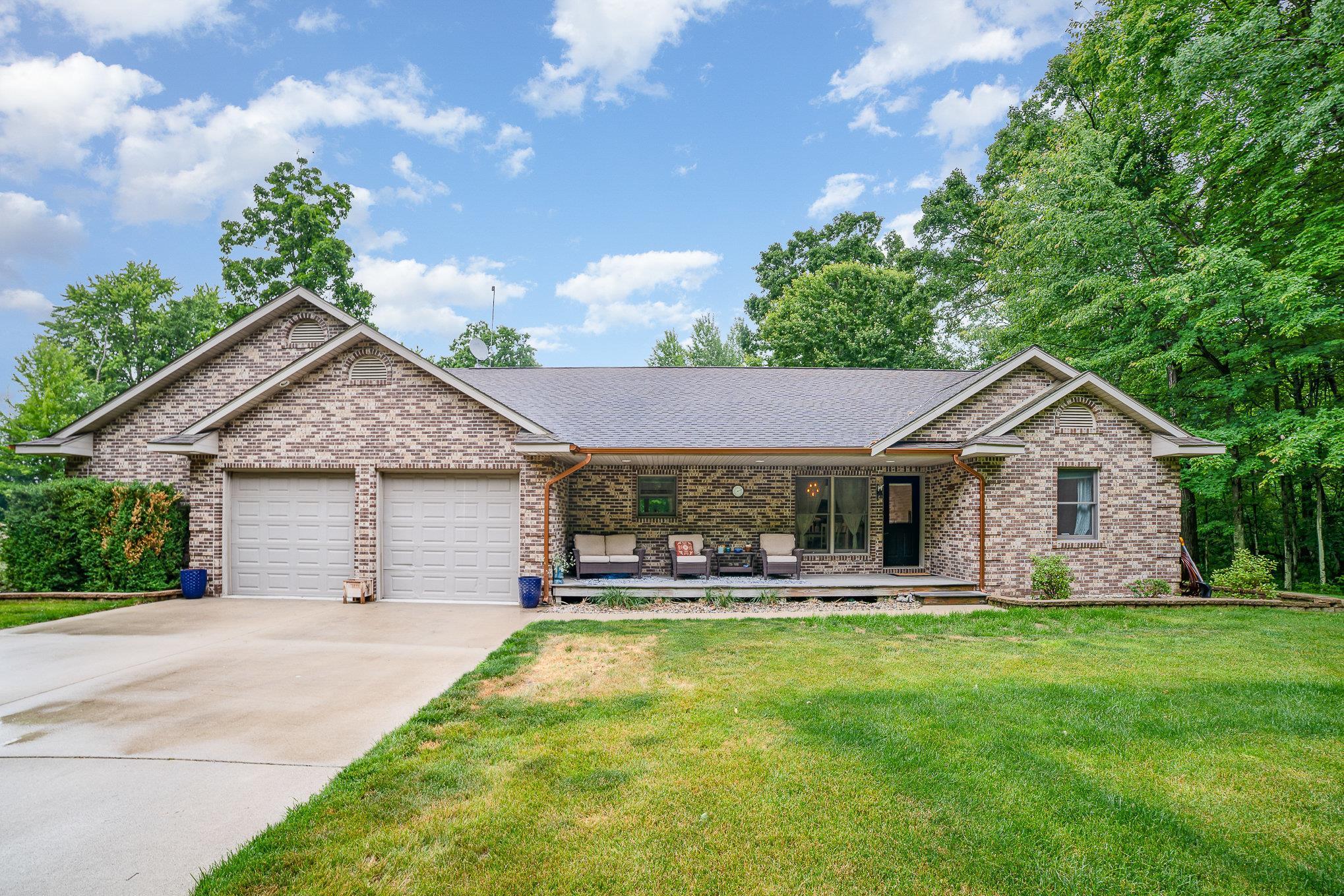 6242 North Geneva Road Coleman, MI 48618 - Photo 1 of 35