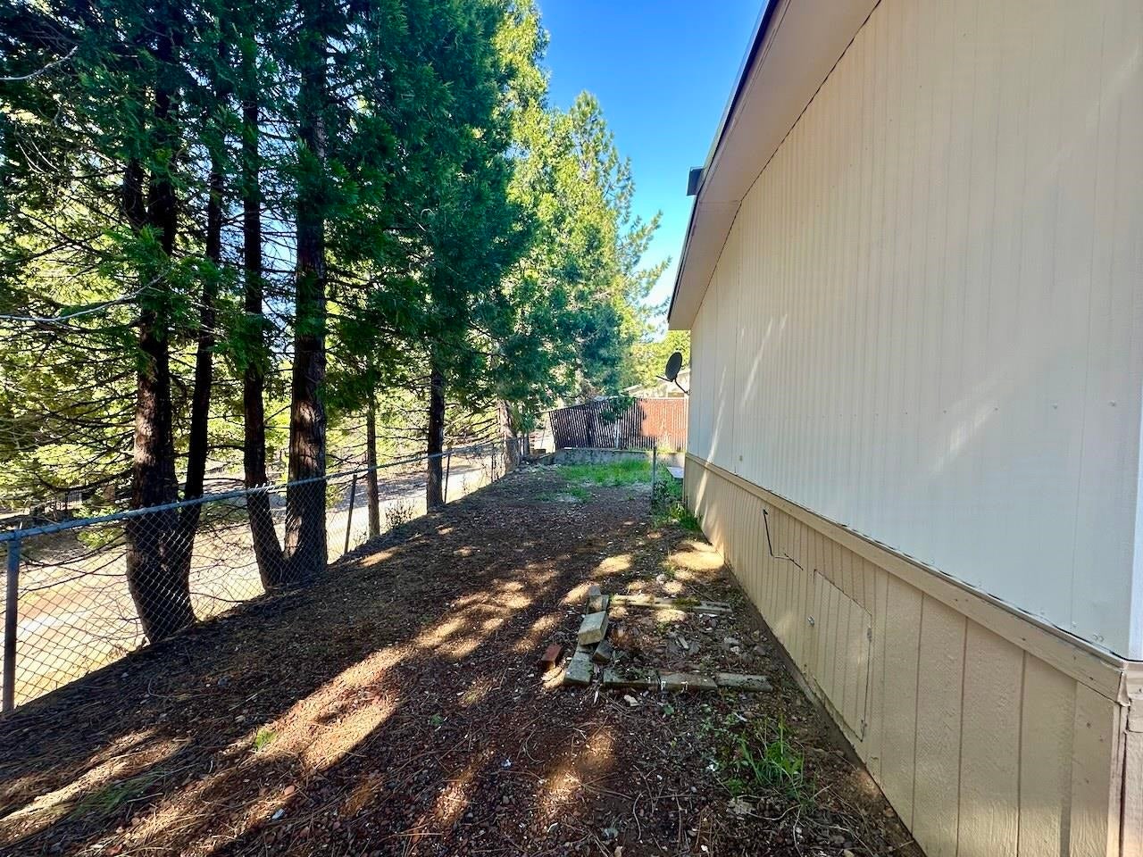 1934 South Old Stage Road Mount Shasta, CA 96067 - Photo 23 of 27 Gallery Image 23