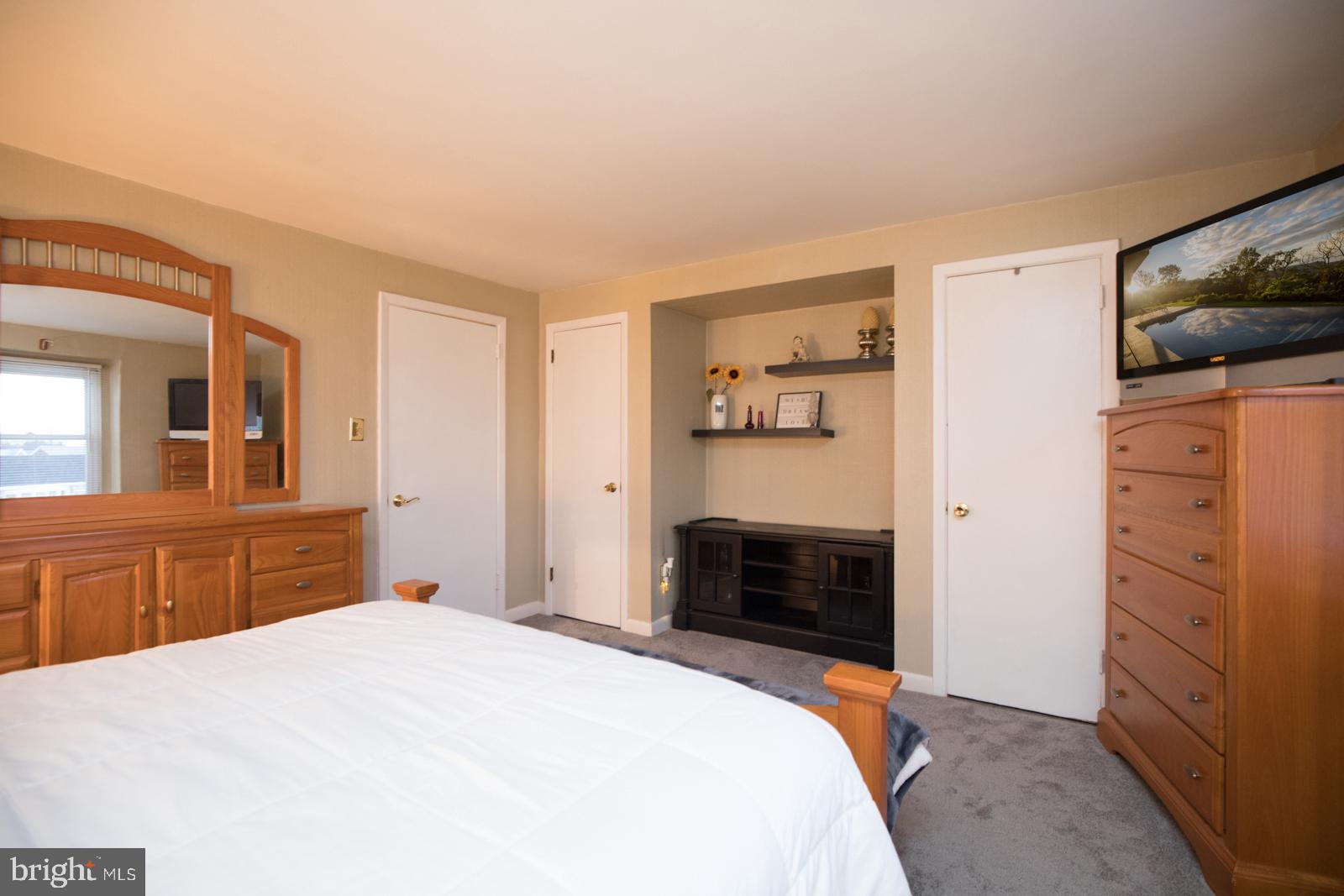 1234 Ripley Street Philadelphia, PA 19111 - Photo 18 of 44