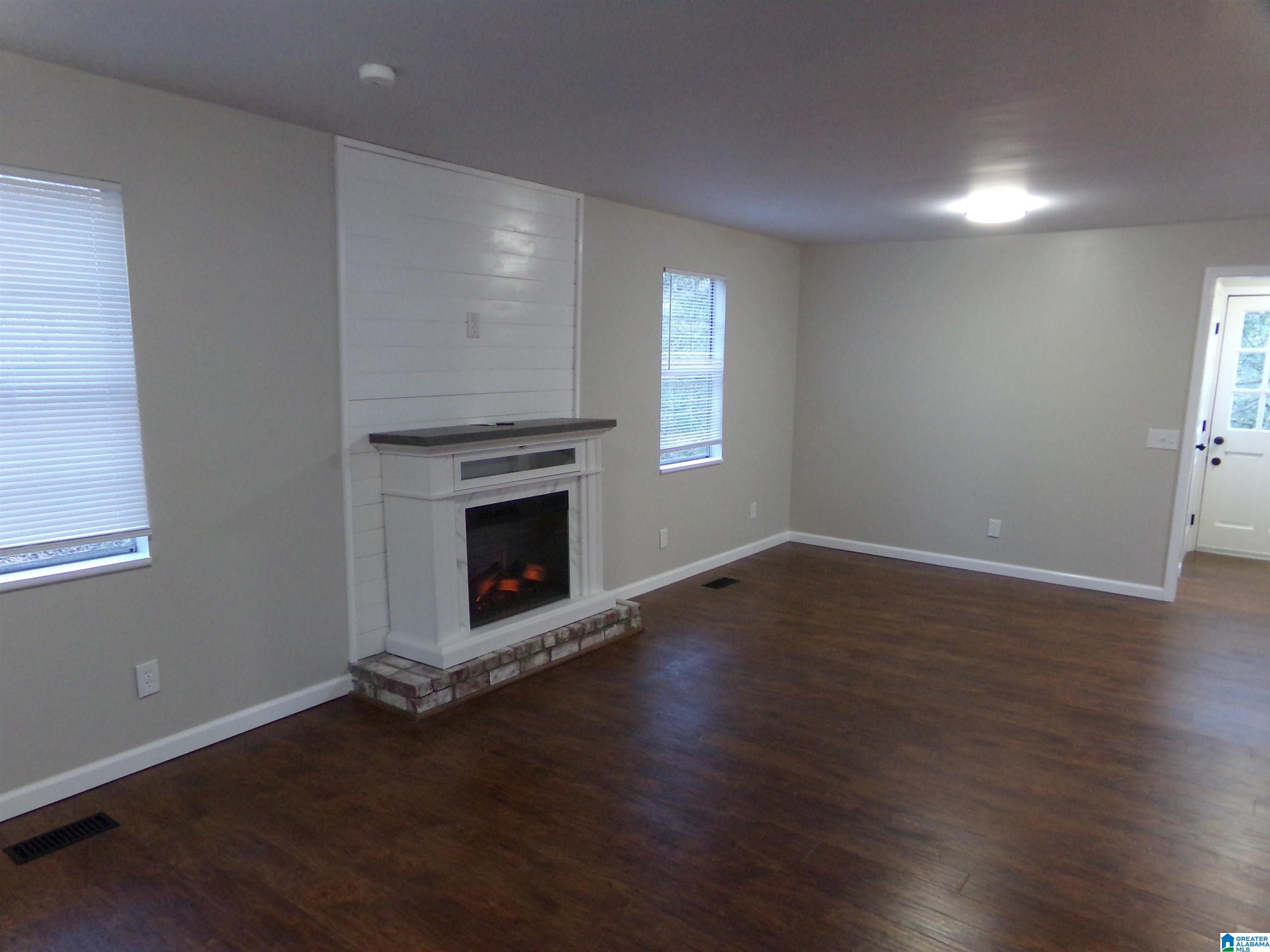 293 George Subdivision Road Jasper, AL 35504 - Photo 4 of 10