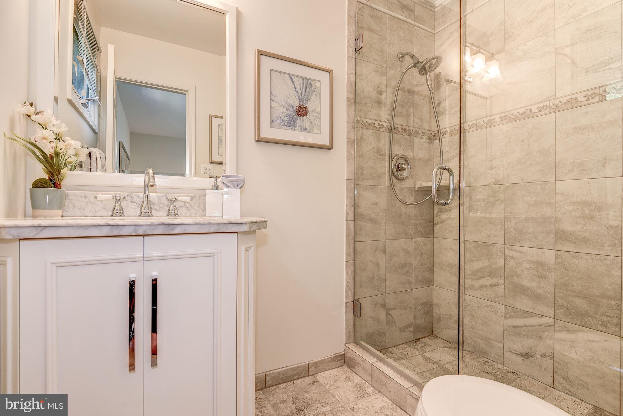 1214 Colonial Road McLean, VA 22101 - Photo 12 of 38