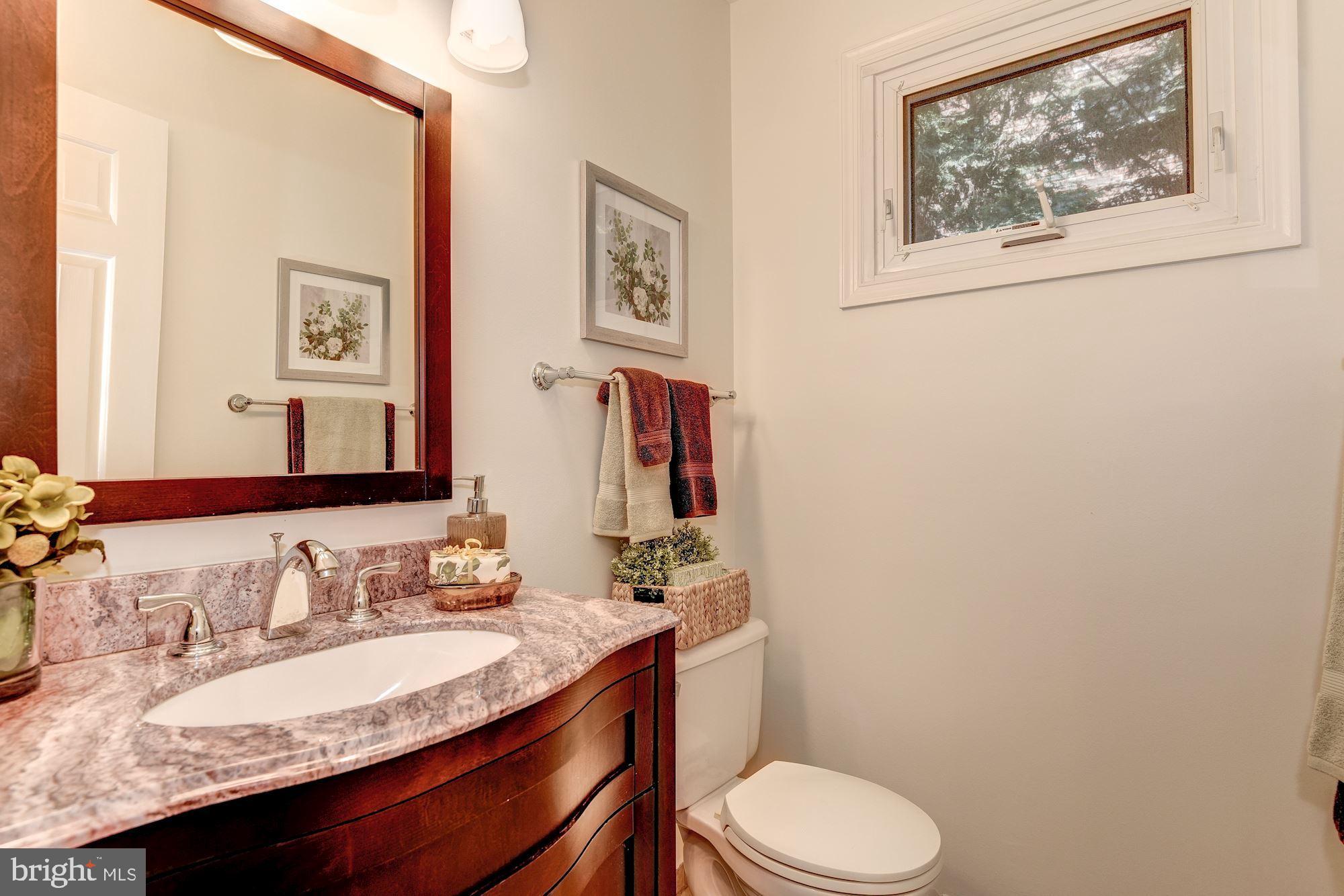 1214 Colonial Road McLean, VA 22101 - Photo 14 of 38