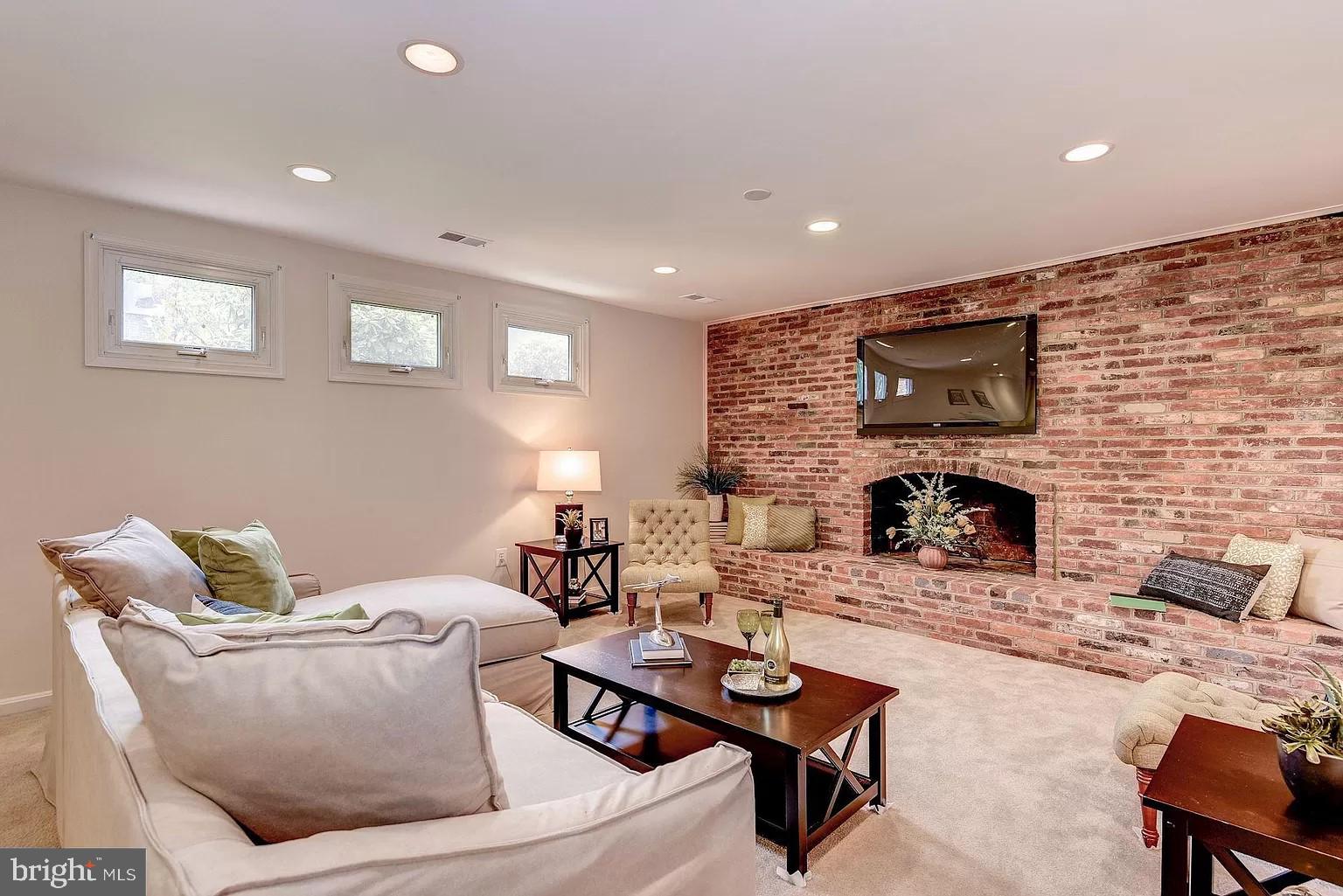 1214 Colonial Road McLean, VA 22101 - Photo 21 of 38