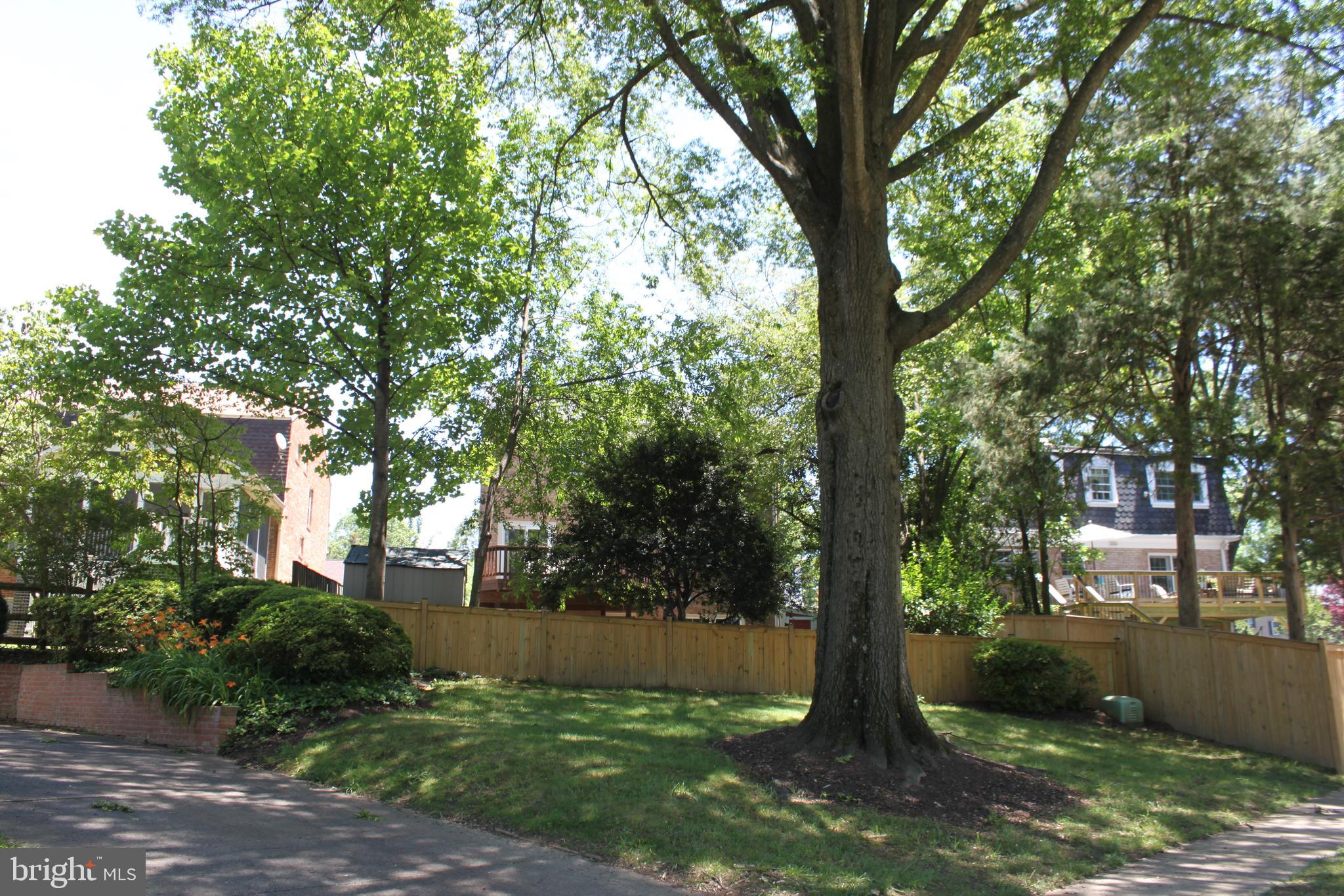 1214 Colonial Road McLean, VA 22101 - Photo 32 of 38