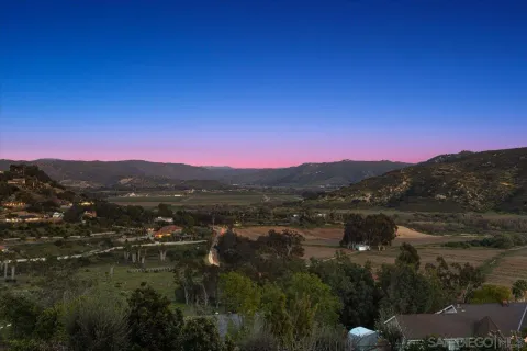 $2,800,000 | 2814 Paseo Del Sol, Escondido, CA 92025