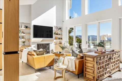 $2,800,000 | 2814 Paseo Del Sol, Escondido, CA 92025