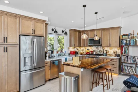 $2,800,000 | 2814 Paseo Del Sol, Escondido, CA 92025
