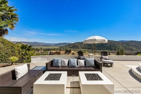 $2,800,000 | 2814 Paseo Del Sol, Escondido, CA 92025