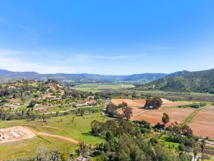 $2,800,000 | 2814 Paseo Del Sol, Escondido, CA 92025