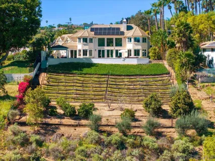 $2,800,000 | 2814 Paseo Del Sol, Escondido, CA 92025