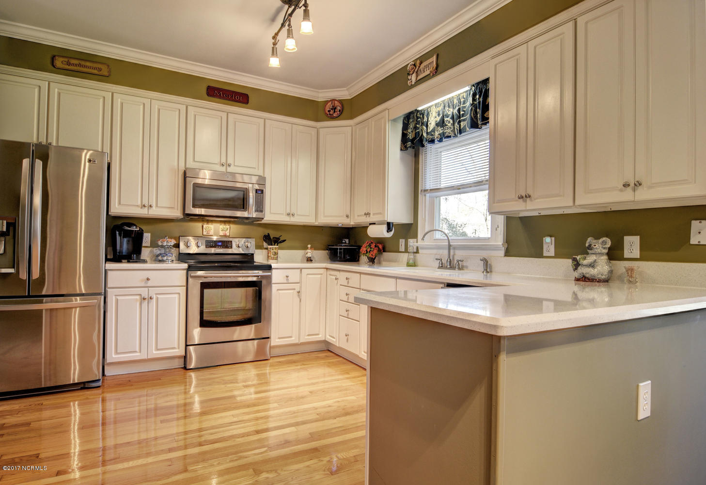 6431 Shinnwood Road Wilmington, NC 28409 - Photo 11 of 32 6431 Shinnwood Rd Wilmington-large-011-1