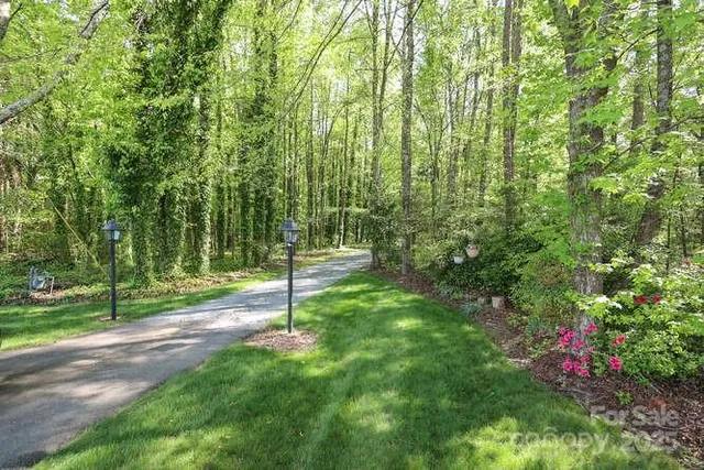 $1,275,000 | 8903 New Town Road, Waxhaw, NC 28173
