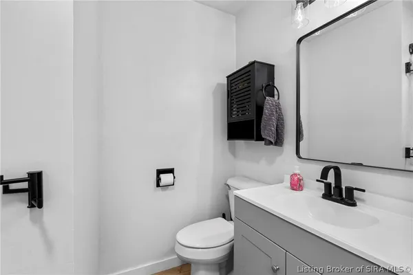 $255,000 | 3820 Carver Street, New Albany, IN 47150